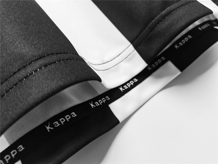 Juventus Home Long Sleeve Retro Jersey 1997/98