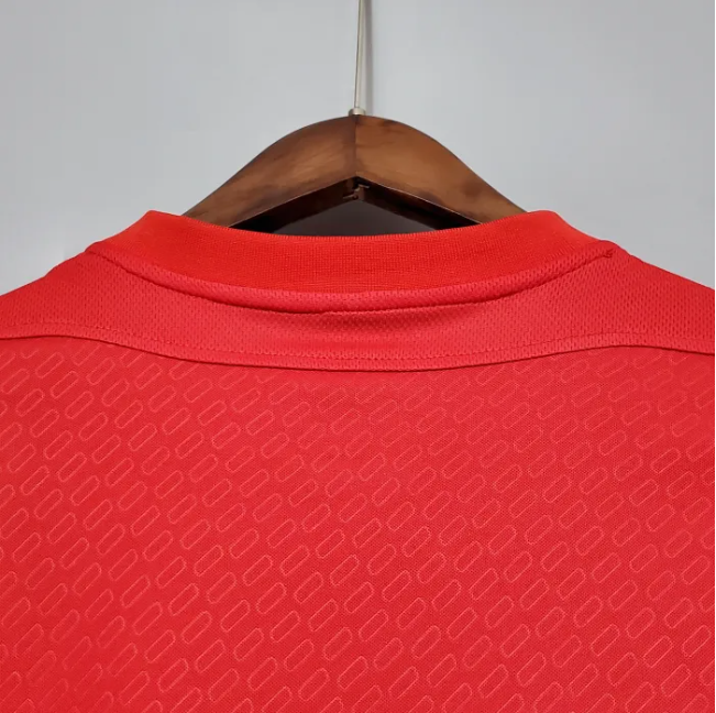 Liverpool Home Retro Jersey 04/05