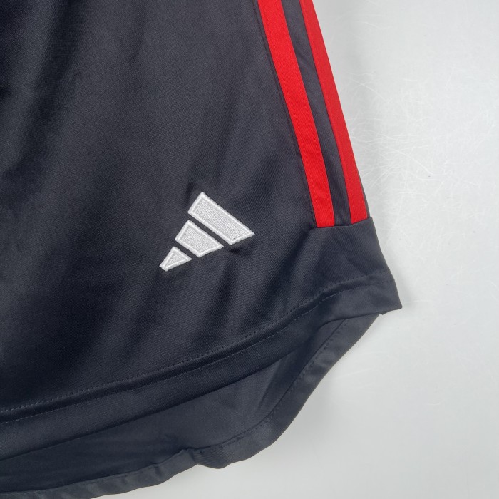 Manchester United Home Black Shorts 23/24