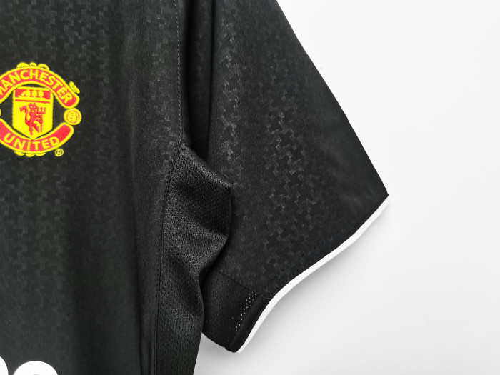 Manchester United Away Retro Jersey 2003/04