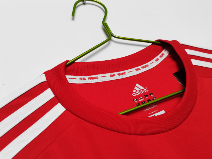 Real Madrid Third Long Sleeve Retro Jersey 2011/12