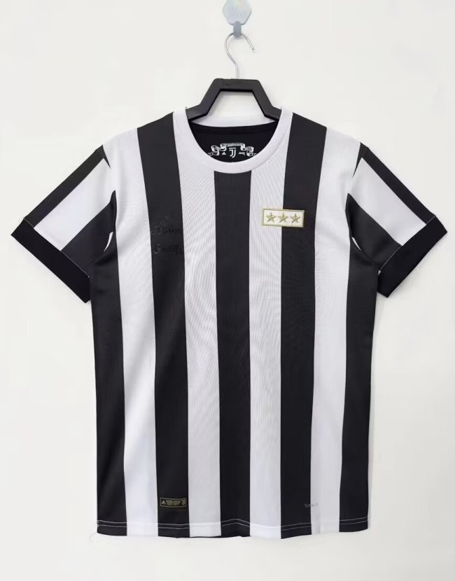 Juventus 120 Anniversary Retro Jersey