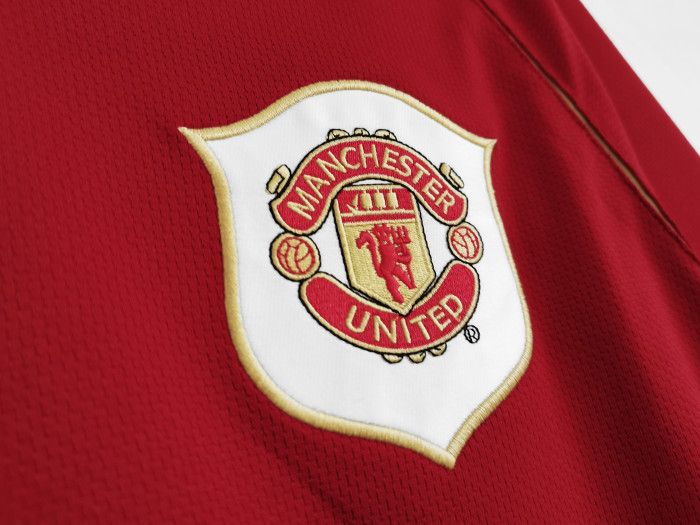 Manchester United Home Long Sleeve Retro Jersey 06/07