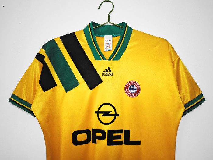 Bayern Munich Away Retro Jersey 1993/95
