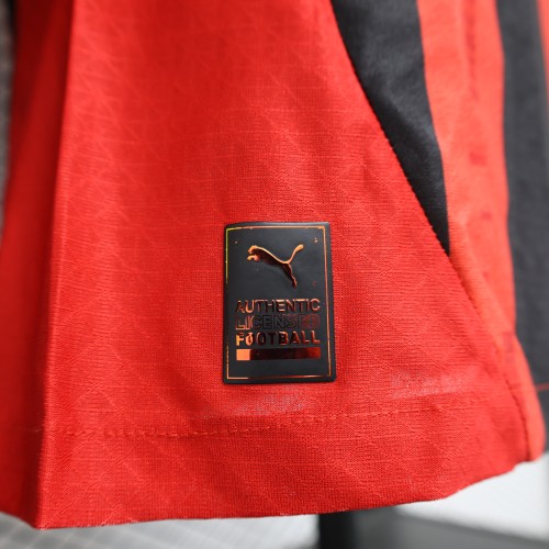 AC Milan Home Man Player Jersey 24/25