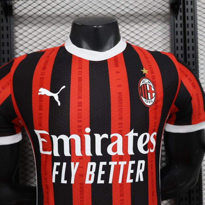 AC Milan Home Man Player Jersey 24/25