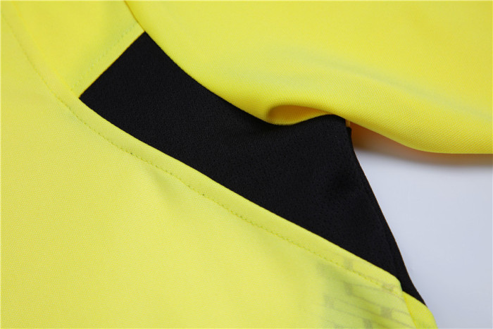 Liverpool Away Retro Jersey 04/05