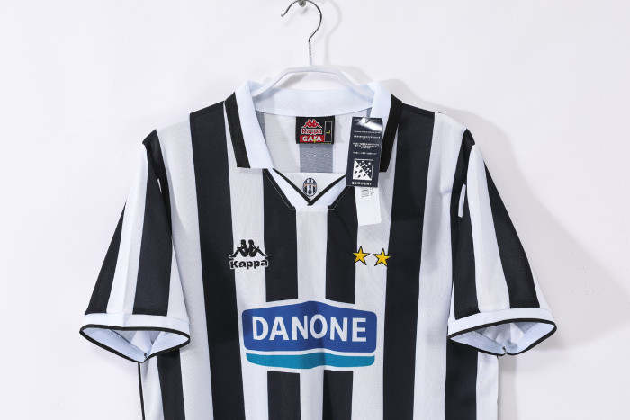 Juventus Home Retro Jersey 1994/95