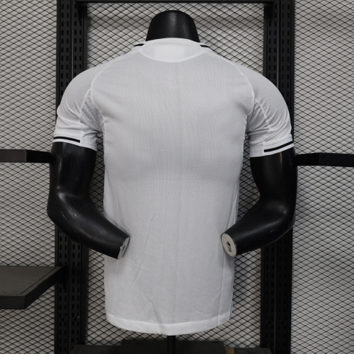 Newcastle United Home Player Jersey 25/26