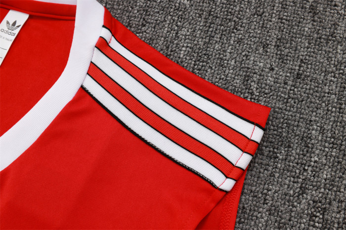 Manchester United Training Jersey 25/26