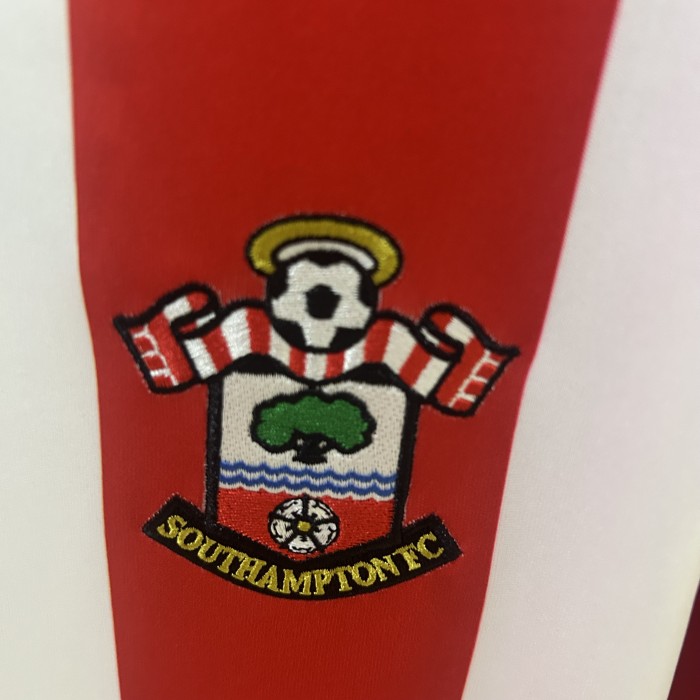 Southampton Home Retro Jersey 2015/16