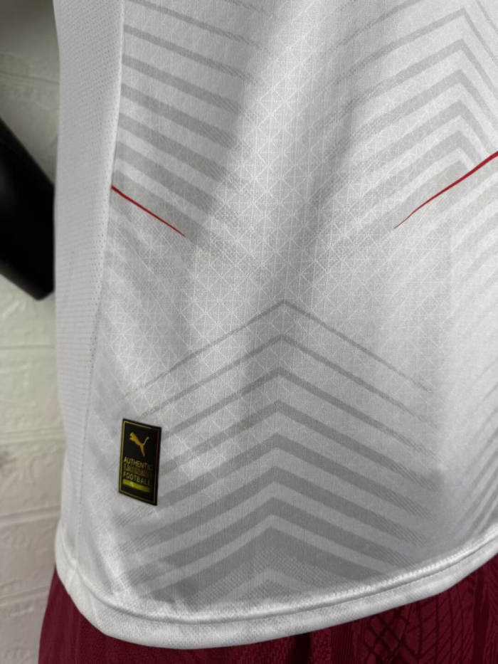 Leipzig Home Player Man Jersey 25/26