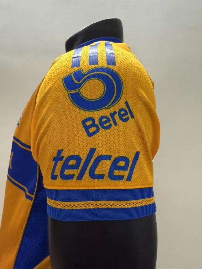 Tigres UANL Home Player Man Jersey 25/26