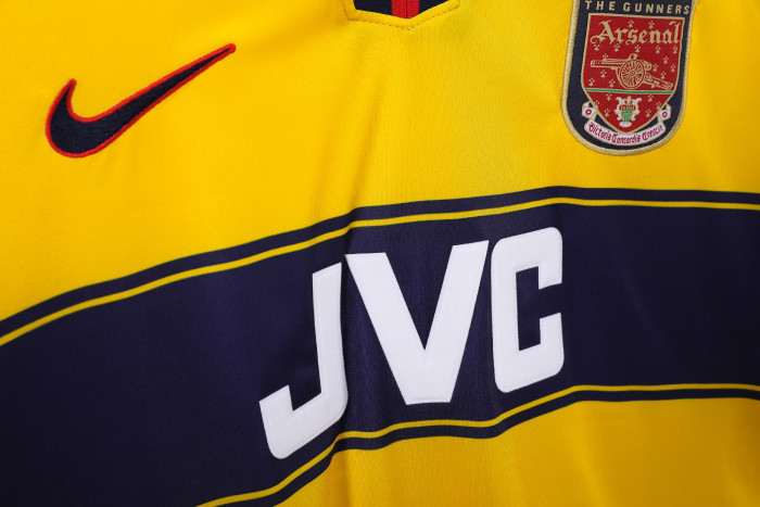 Arsenal Away Retro Jersey 1997/99