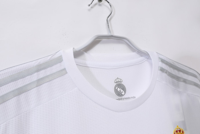 Real Madrid Home Retro Jersey 2015/16