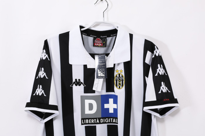 Juventus Home Retro Jersey 1999/00