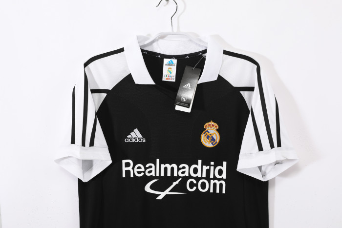 Real Madrid Away Retro Jersey 2001/02