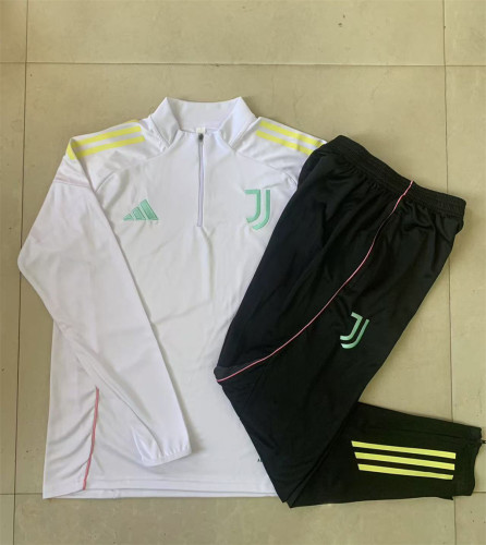 Juventus Kids Training Suit 25/26