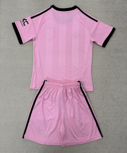 Manchester United Goalkeeper Pink Kids Suit 25/26