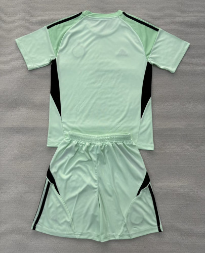 Celtic Goalkeeper Kids Suit 25/26