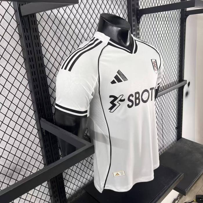 Fulham Home Man Player Jersey 25/26