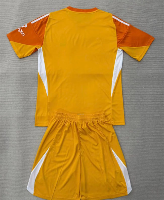 Nottingham Forest Goalkeeper Kids Suit 25/26