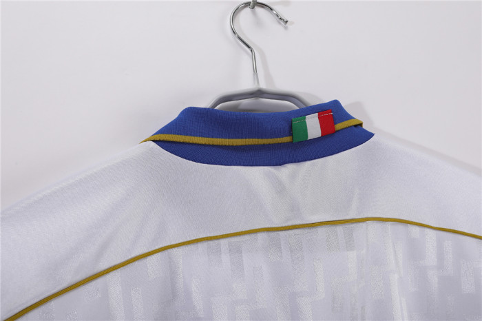 Italy Retro Away Jersey 1995