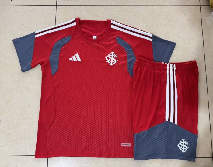 Internacional Training Short sleeve Suit 26/27