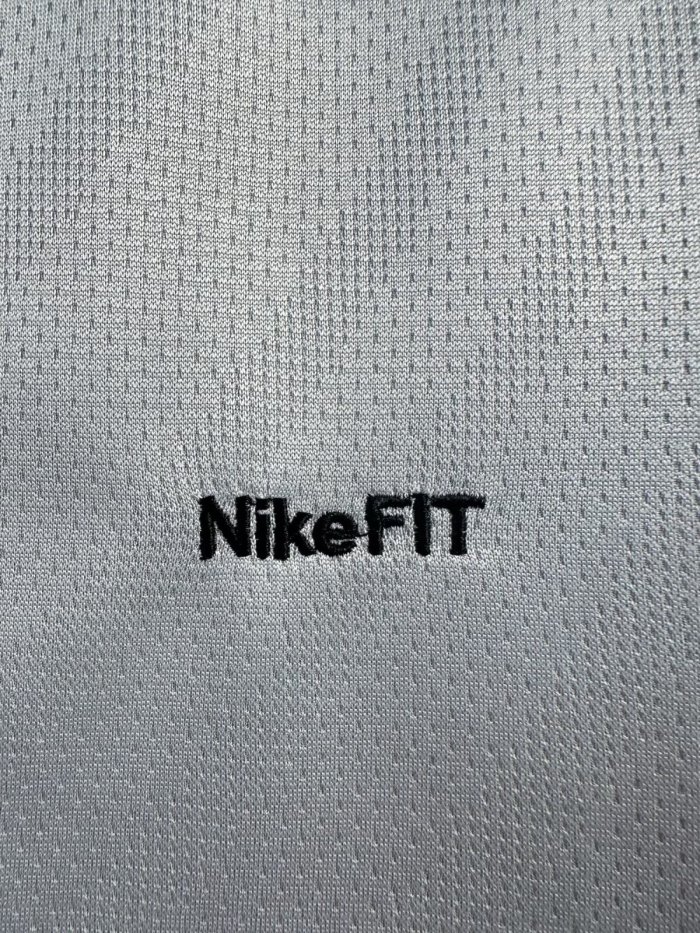 Manchester United Goalkeeper Long Sleeve Retro Jersey 07/08