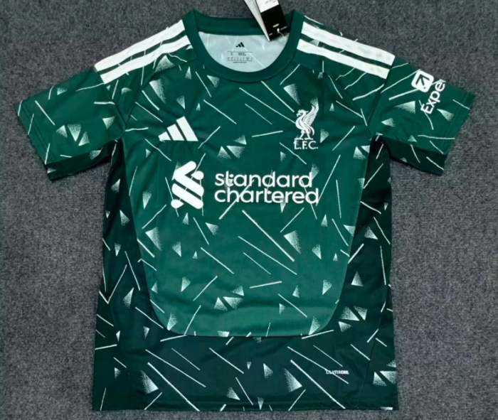 Liverpool Home Goalkeeper Man Jersey 26/27