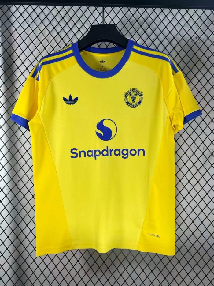 Manchester United Away Goalkeeper Yellow Men Jersey 26/27