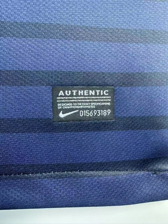 Atletico Madrid Away Retro Jersey 2011/12