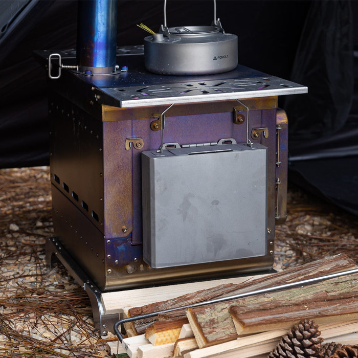 Lumberjack Max  折り畳み式 チタンウッドストーブ | ポータブル テントストーブ | POMOLY 2022新シリーズ