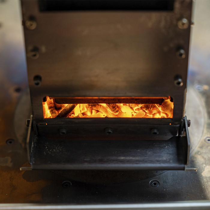 キャンプ用ターボチャージャーペレットバーナー｜アウトドア用ポータブルペレットボックス｜POMOLY 2026年新作