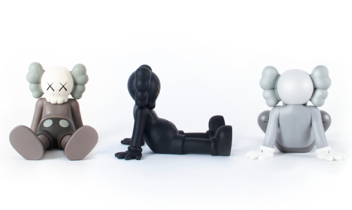 Kaws Taipei Originalfake sitting toys hight 20cm