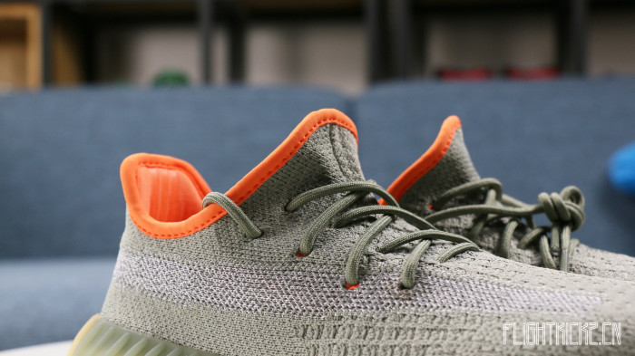 eezy Boost 350 V2 Desert Sage Kid (LN5 A1)