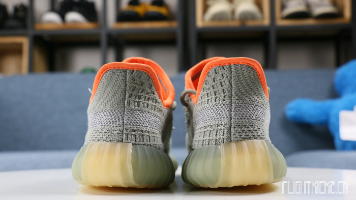 eezy Boost 350 V2 Desert Sage Kid (LN5 A1)