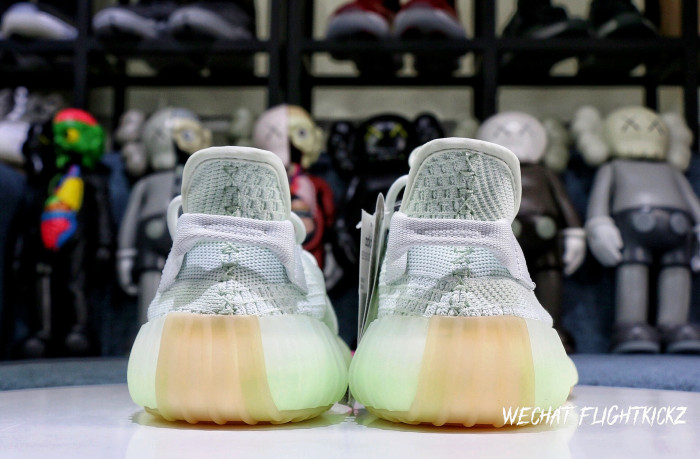 Yeezy Boost 350 V2  Hyperspace  2019(LN5 A1)
