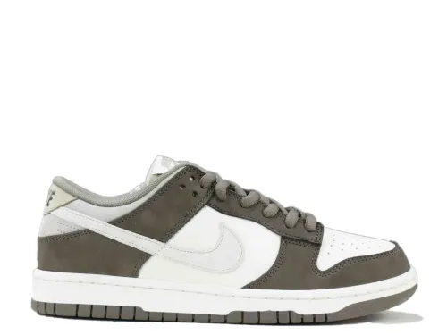 Otomo Katsuhiro x Nike SB Dunk Low