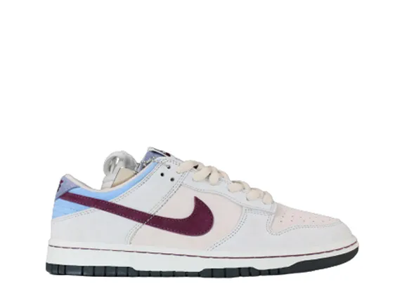 Otomo Katsuhiro x Nike SB Dunk Low Steamboy OST Dark Red Blue