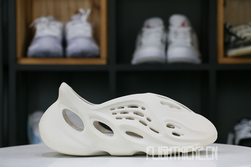 adidas Yeezy Foam RNNR Ararat （G55486骨白）(LN5 A1 Batch)