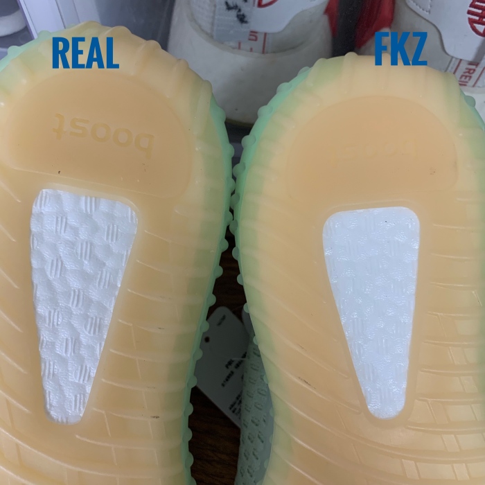 Yeezy Boost 350 V2  Hyperspace  2019(LN5 A1)