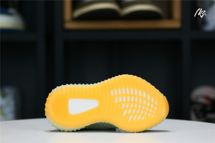 eezy Boost 350 V2 Desert Sage Kid (LN5 A1)