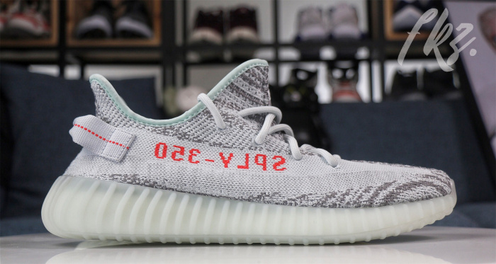 Yeezy 350 Boost V2  Blue Tint  2017 (LN5 A1)