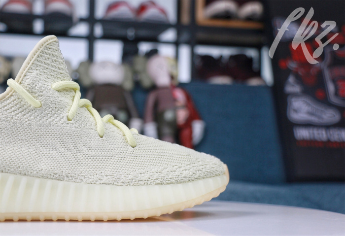 2018 Yeezy 350 V2  Butter/Icy Yellow （Ln5 A1)