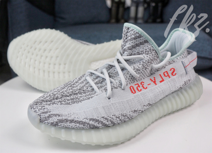 Yeezy 350 Boost V2  Blue Tint  2017 (LN5 A1)