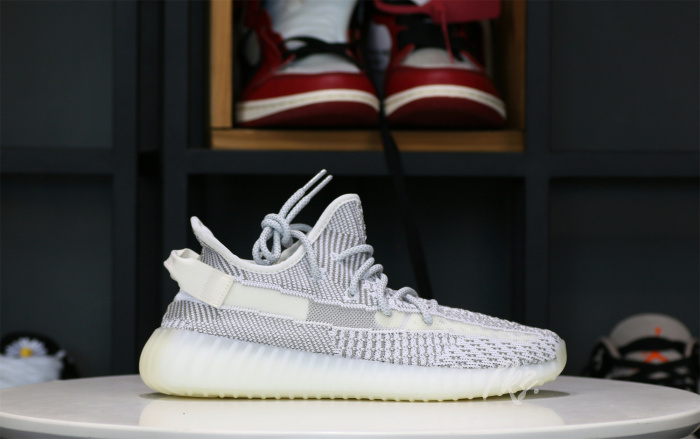 2018 Yeezy 350 V2  Static  Grey None Reflective(Ln5 A1 batch)