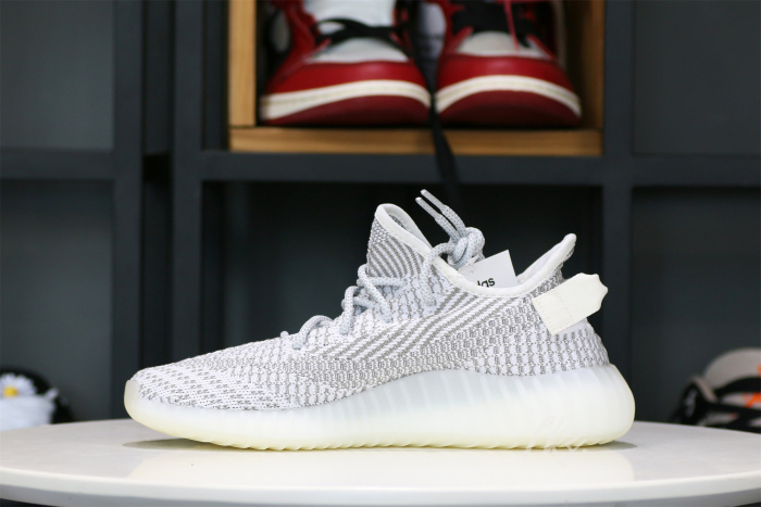 2018 Yeezy 350 V2  Static  Grey None Reflective(Ln5 A1 batch)