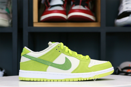 Nike SB Dunk Low  Green Apple  2022