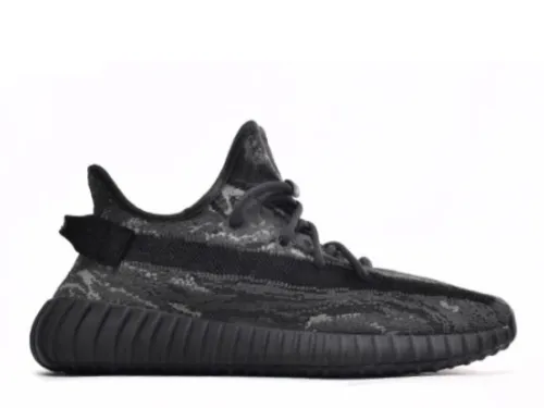 Yeezy Boost 350 V2 “Dark Salt” 2022